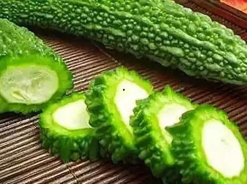 吃瓜过多呕吐的原因,揭秘消化不适背后的真相  第3张