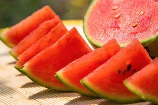 on吃瓜,跟随“吃瓜群众”探寻明星幕后故事  第2张