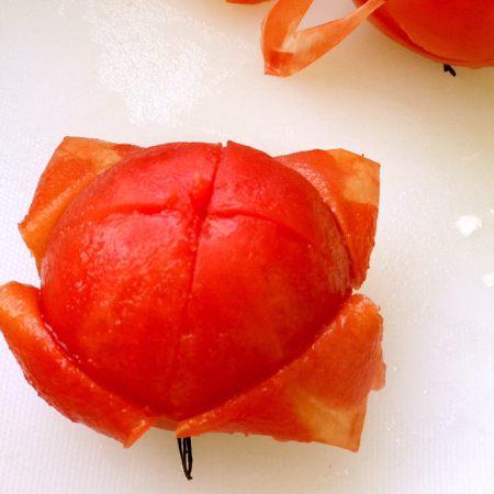 带你吃瓜西红柿鸡蛋,带你品尝经典家常美味——西红柿鸡蛋  第3张